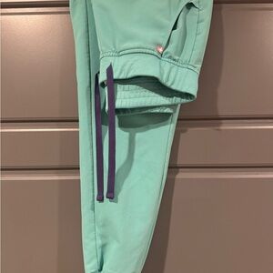 FIGS Zamora Jogger Pants size small w/flaw teal green navy string